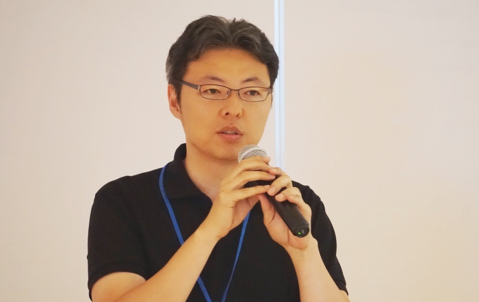 写真：伊藤孝氏